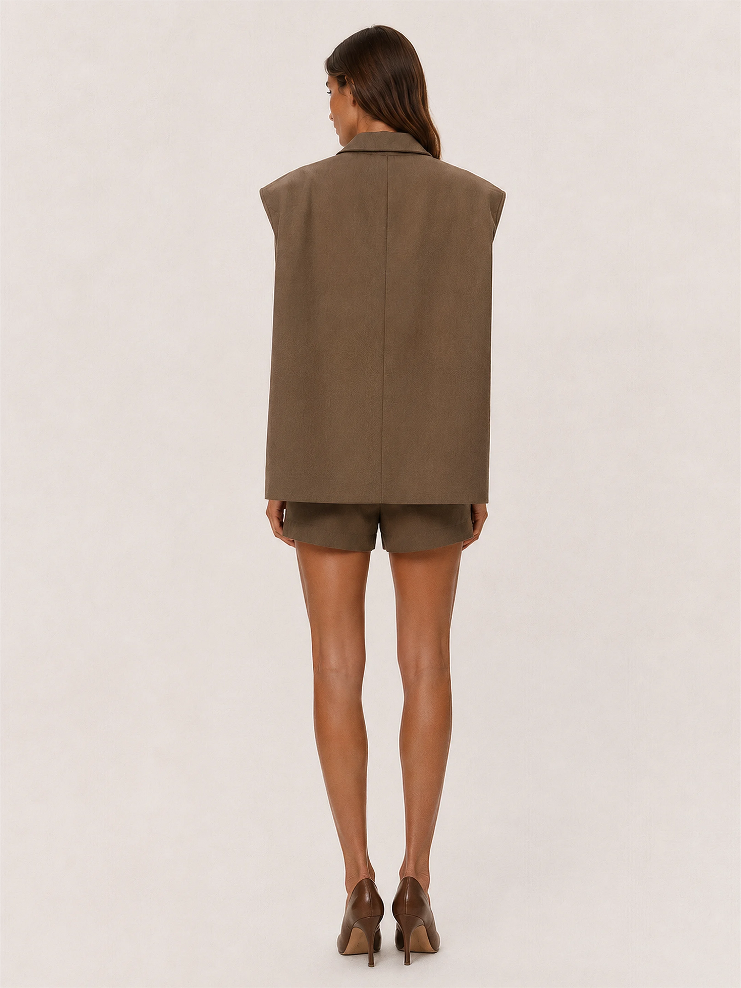 VERA SET Taupe - khaki set - bezrękawnik x spodenki z haftami